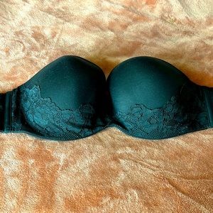 VS Strapless Bra